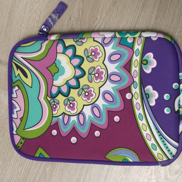 H.P. Vera Bradley Tablet and E-Reader Case - Picture 4 of 6